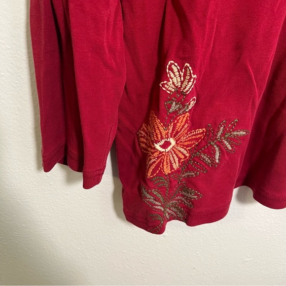 Karen Scott Boatneck T-Shirt Red Embroidered Floral L - Picture 5 of 9